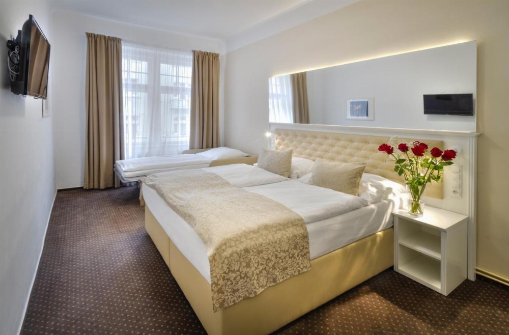 Room 1